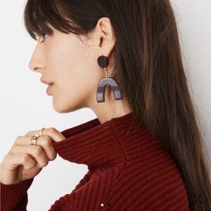 Madewell Shapes Statement earrings. Green.